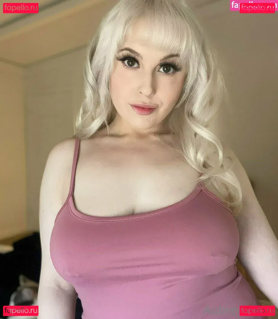 aubreyhazefree Onlyfans Photo Gallery 