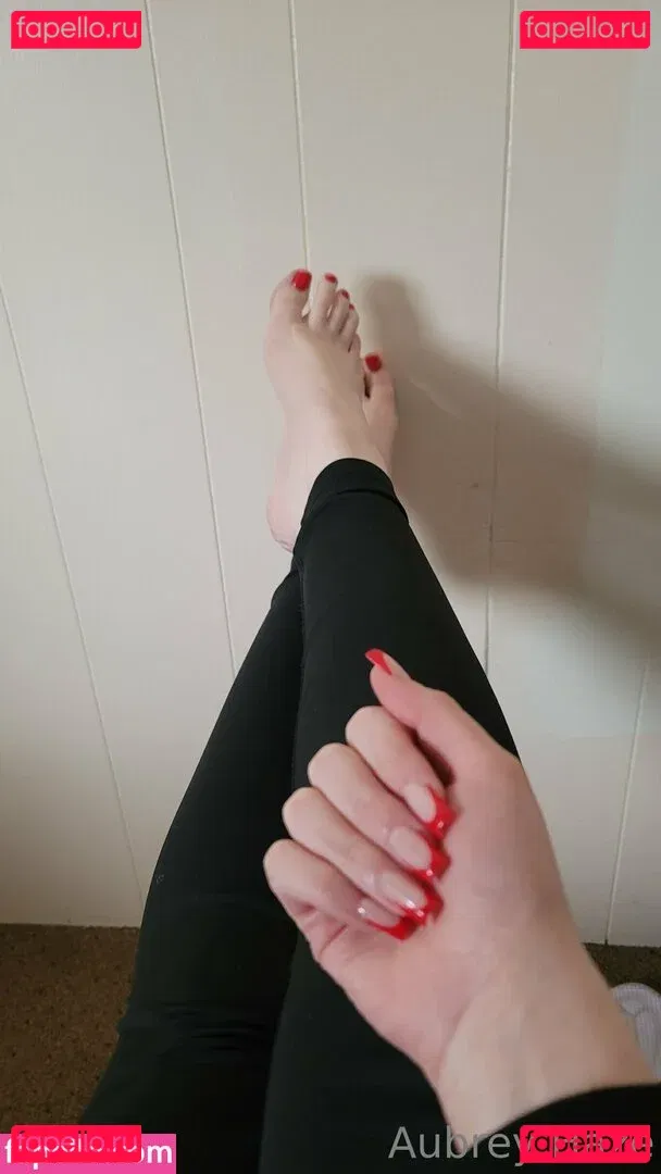 aubreyhazefree Onlyfans Photo Gallery 