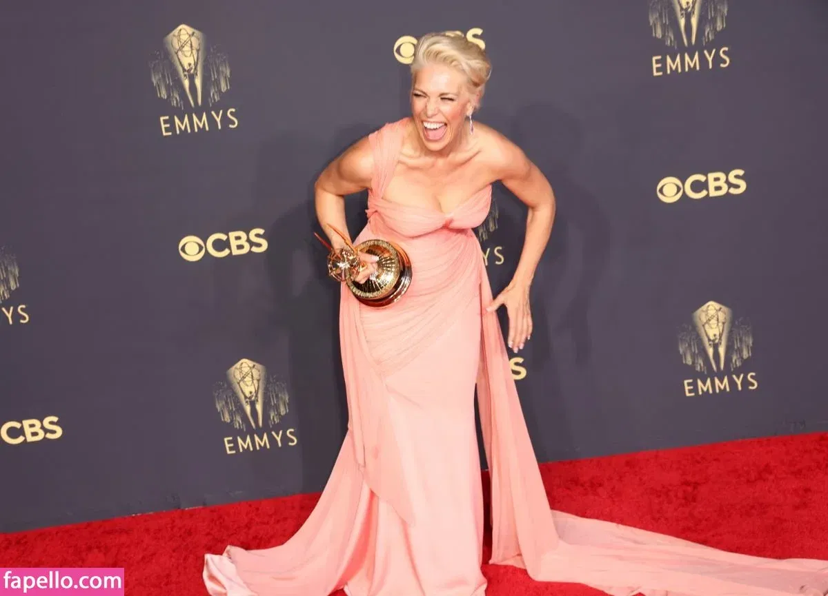 Hannah Waddingham Onlyfans Photo Gallery 