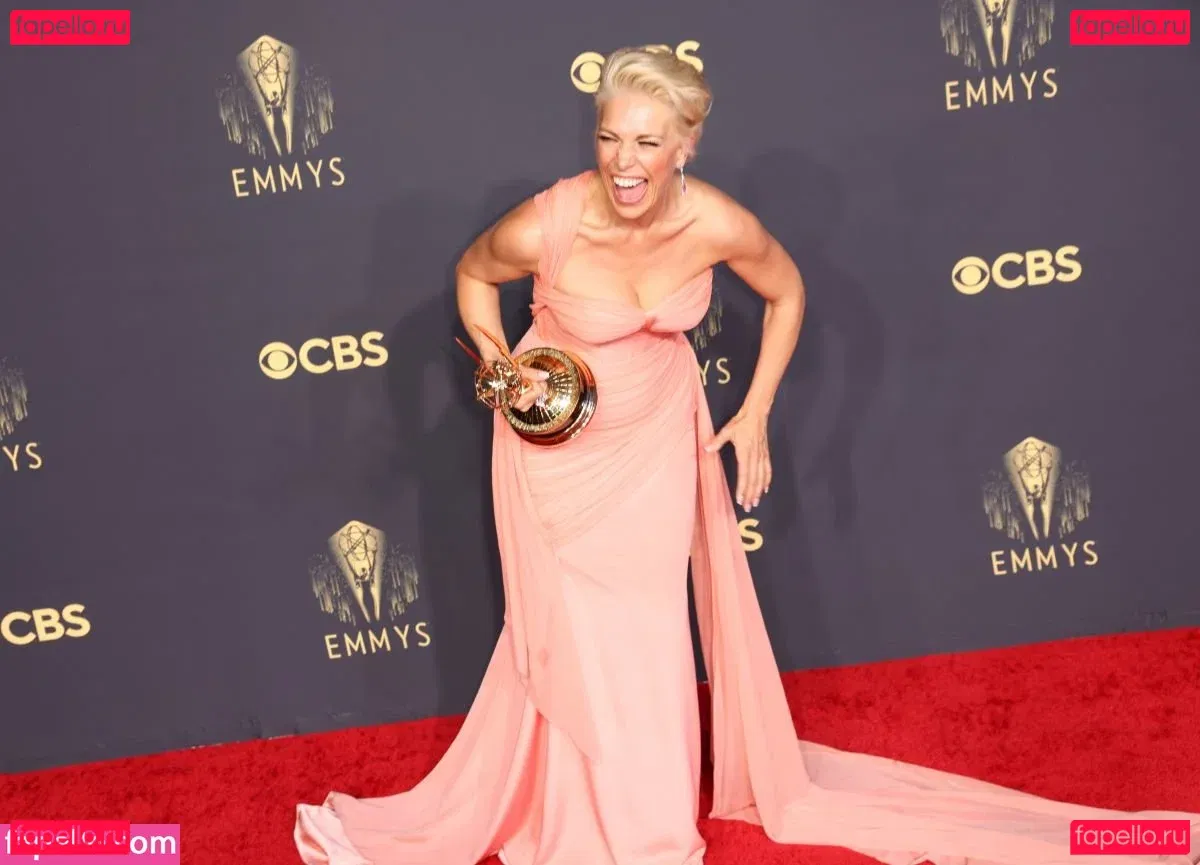 Hannah Waddingham Onlyfans Photo Gallery 