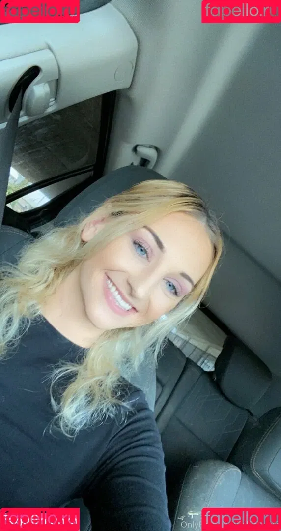 tallielorain Onlyfans Photo Gallery 