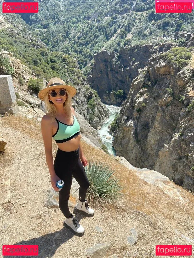 tallielorain Onlyfans Photo Gallery 