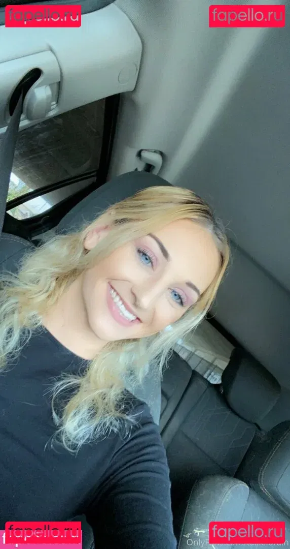 tallielorain Onlyfans Photo Gallery 