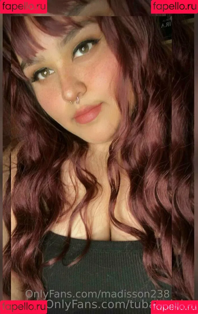 tubabyloba Onlyfans Photo Gallery 