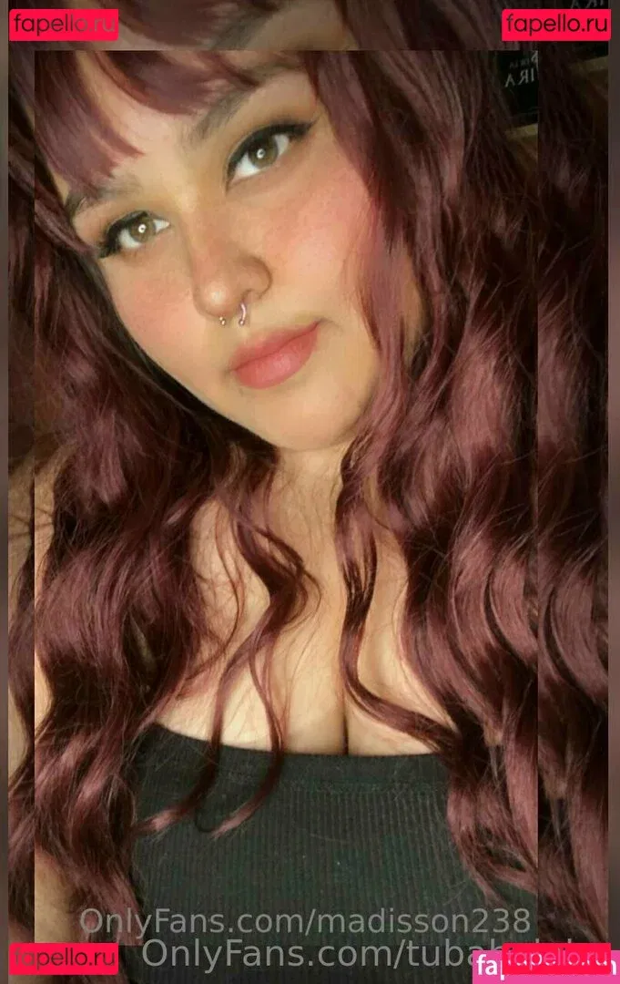 tubabyloba Onlyfans Photo Gallery 