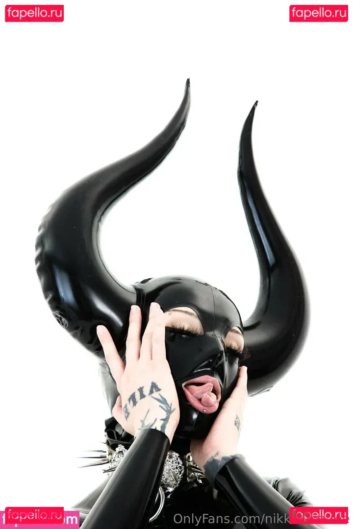 nikkibitez Onlyfans Photo Gallery 