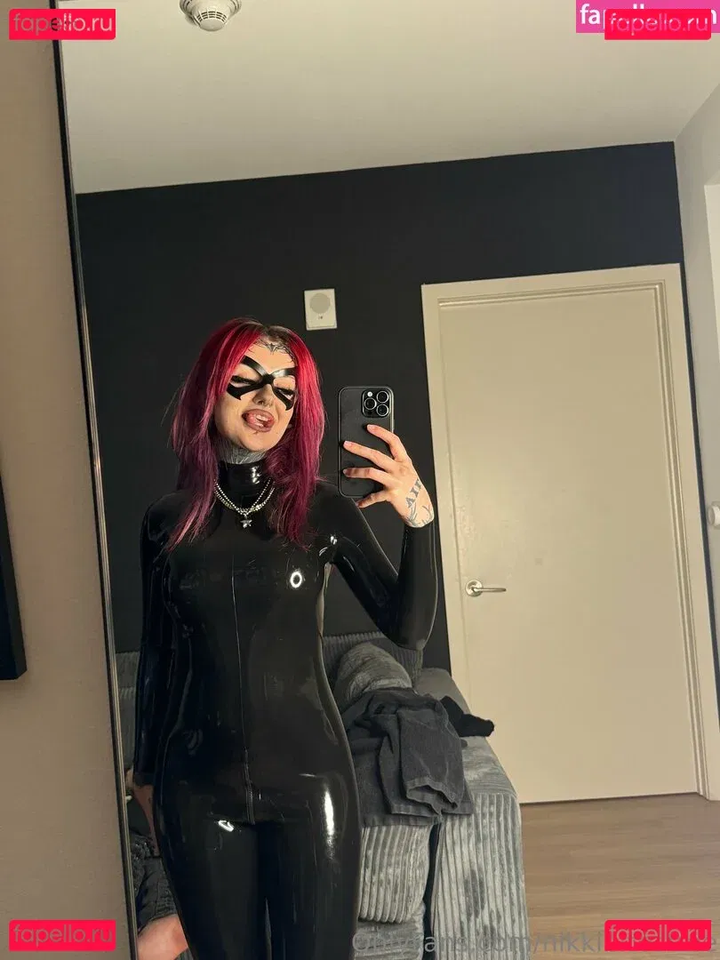 nikkibitez Onlyfans Photo Gallery 