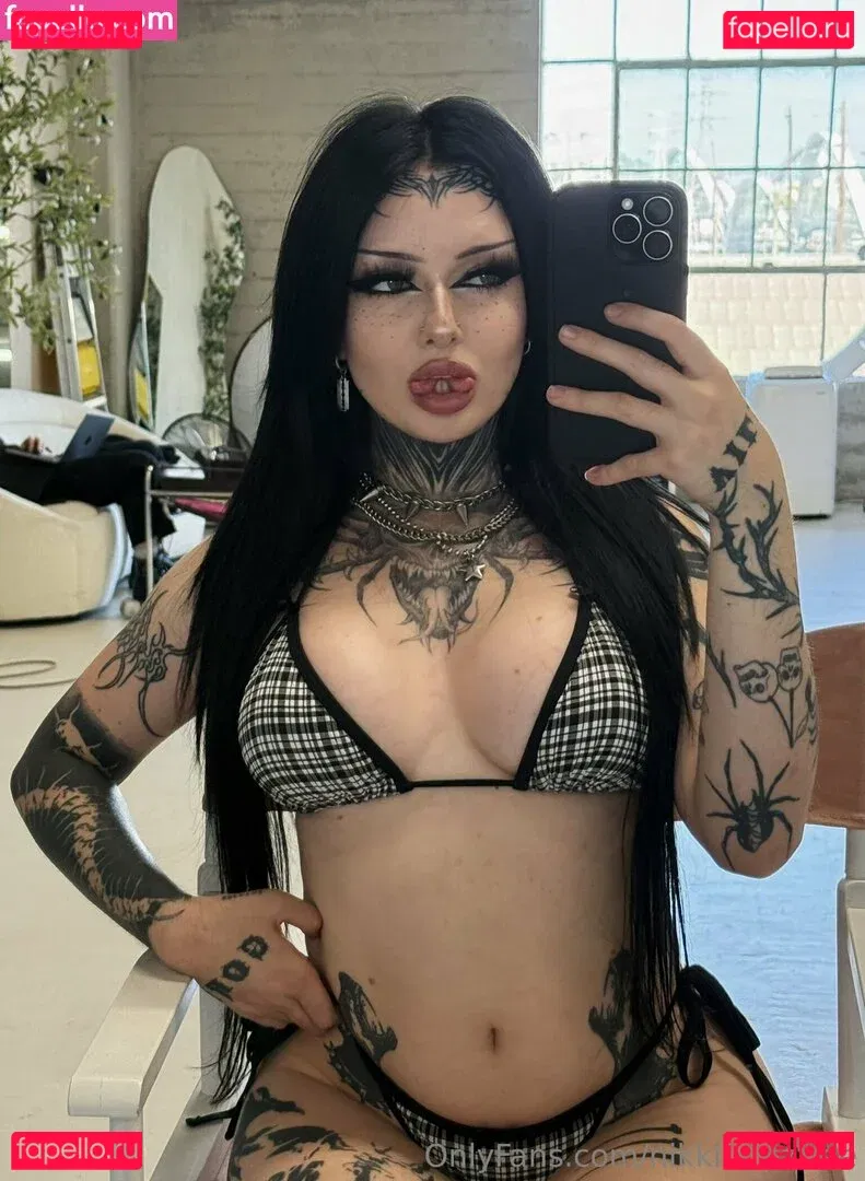 nikkibitez Onlyfans Photo Gallery 