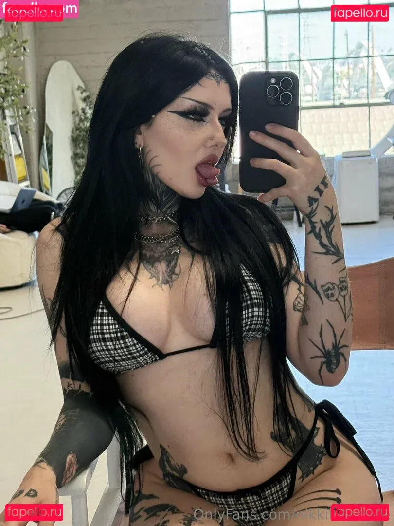 nikkibitez Onlyfans Photo Gallery 