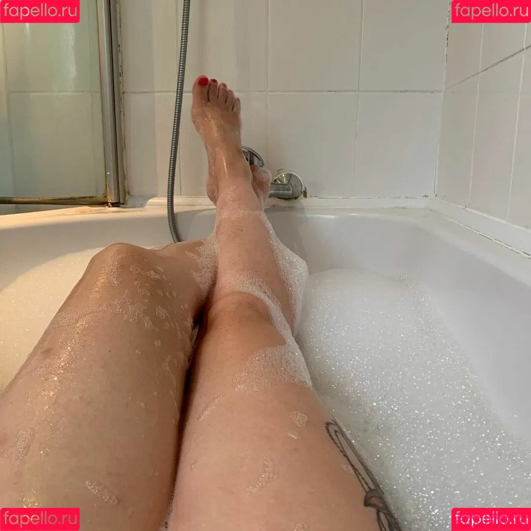 Della M Onlyfans Photo Gallery 