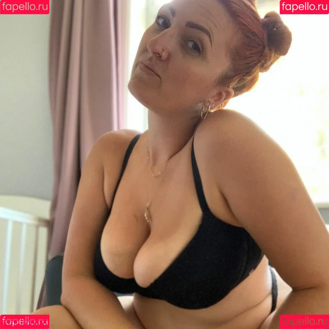 Della M Onlyfans Photo Gallery 