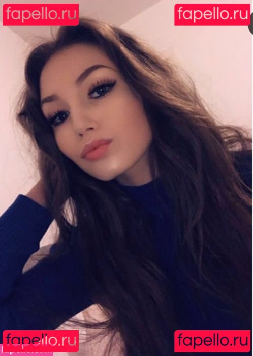 Elise Clayton Nude Onlyfans Photo 38