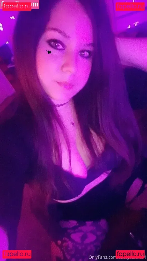 sassysarah94 Onlyfans Photo Gallery 