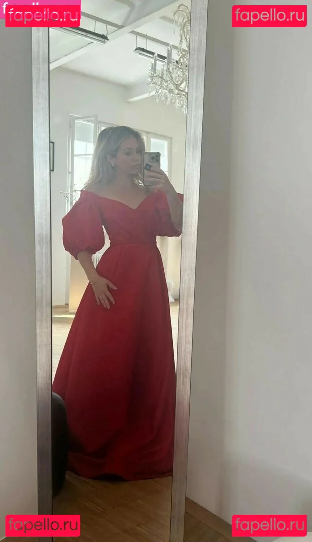 Brec Bassinger Onlyfans Photo Gallery 