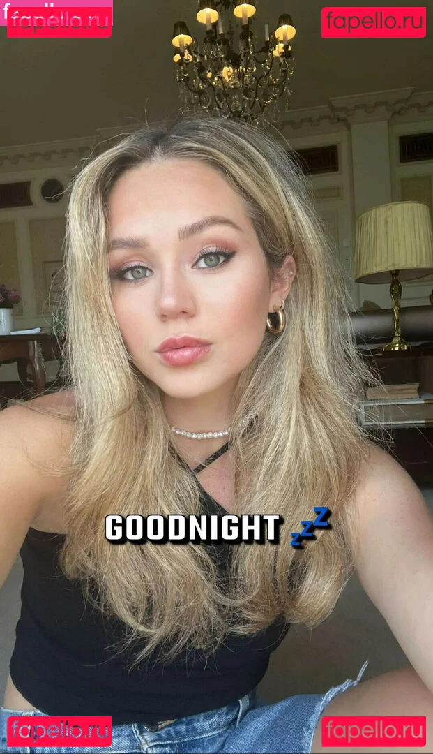 Brec Bassinger Onlyfans Photo Gallery 