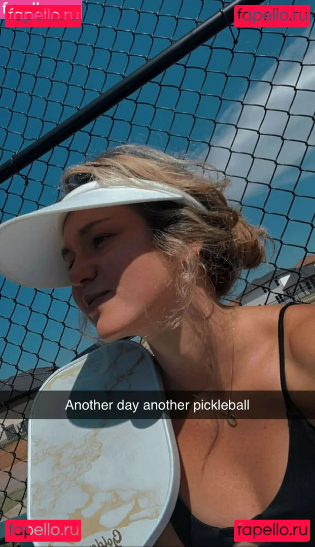 Brec Bassinger Onlyfans Photo Gallery 