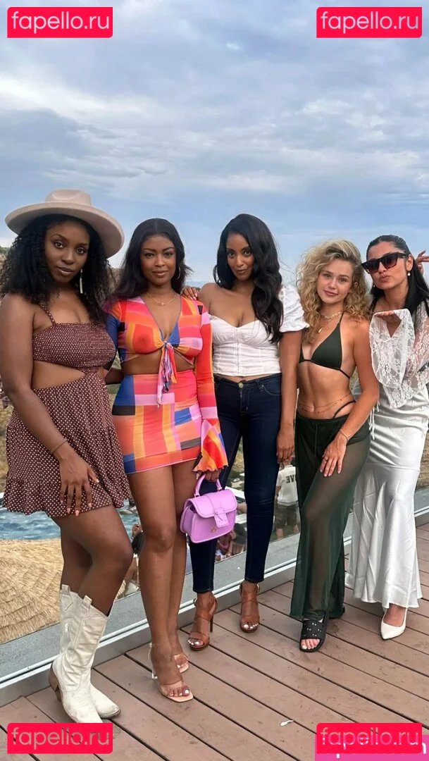 Brec Bassinger Onlyfans Photo Gallery 