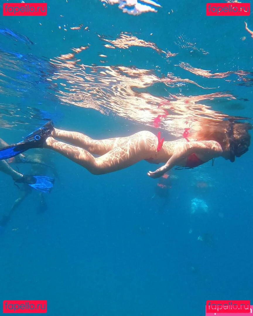 Brec Bassinger Onlyfans Photo Gallery 