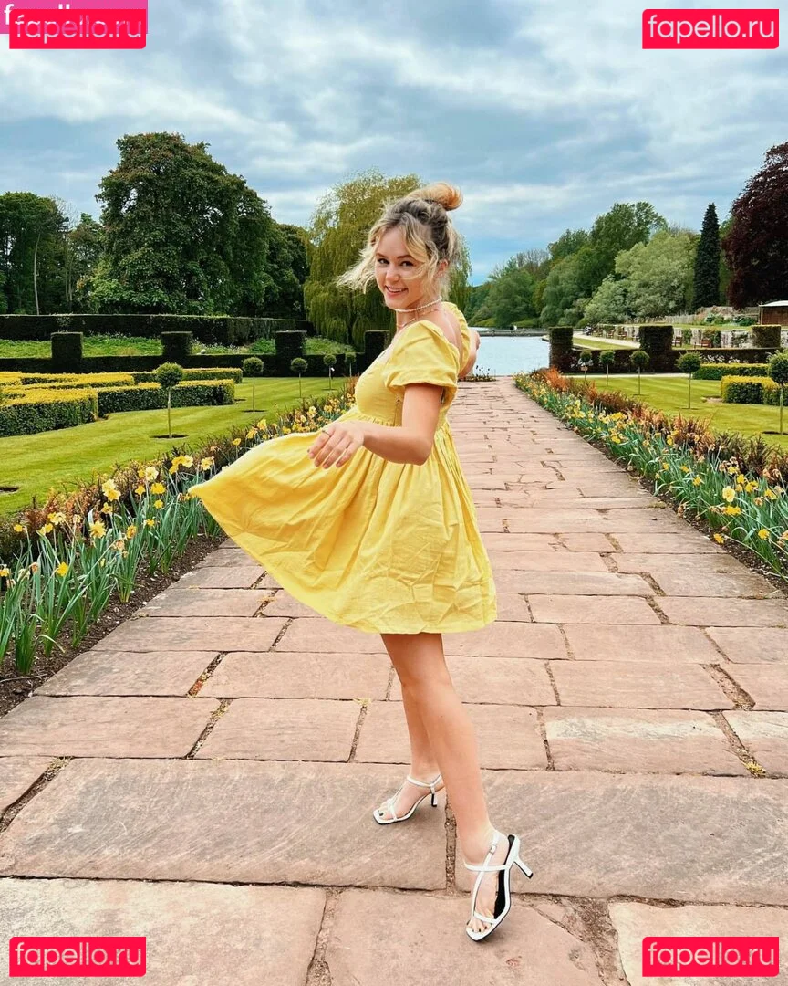 Brec Bassinger Onlyfans Photo Gallery 