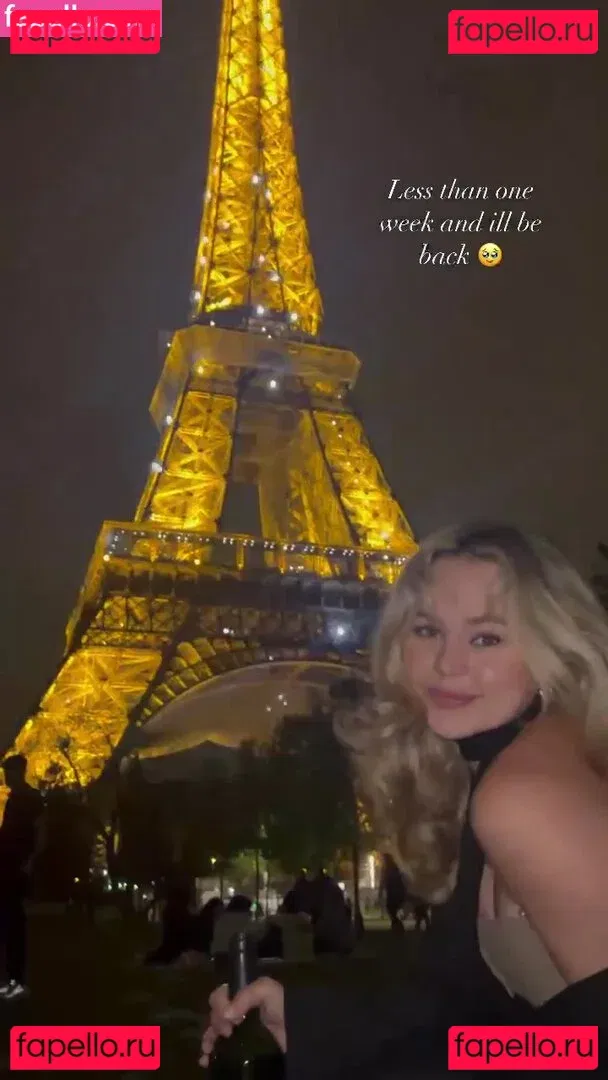 Brec Bassinger Onlyfans Photo Gallery 