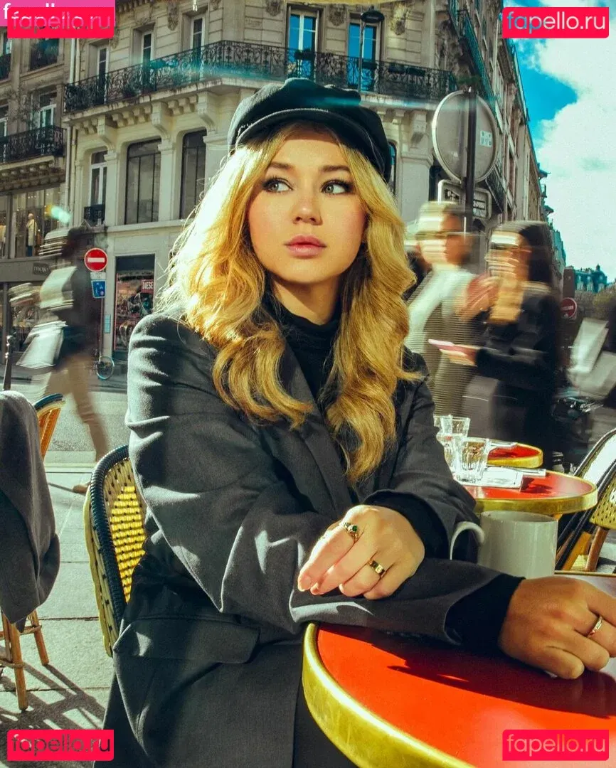 Brec Bassinger Onlyfans Photo Gallery 