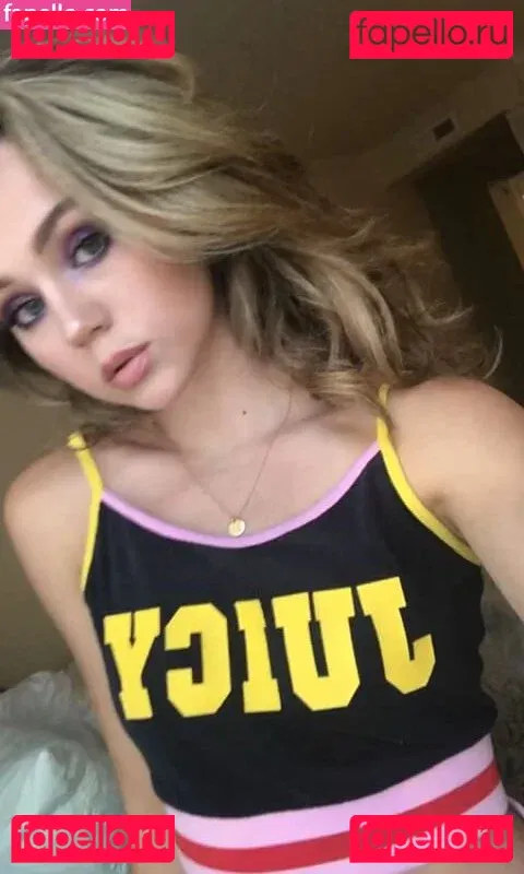 Brec Bassinger Onlyfans Photo Gallery 