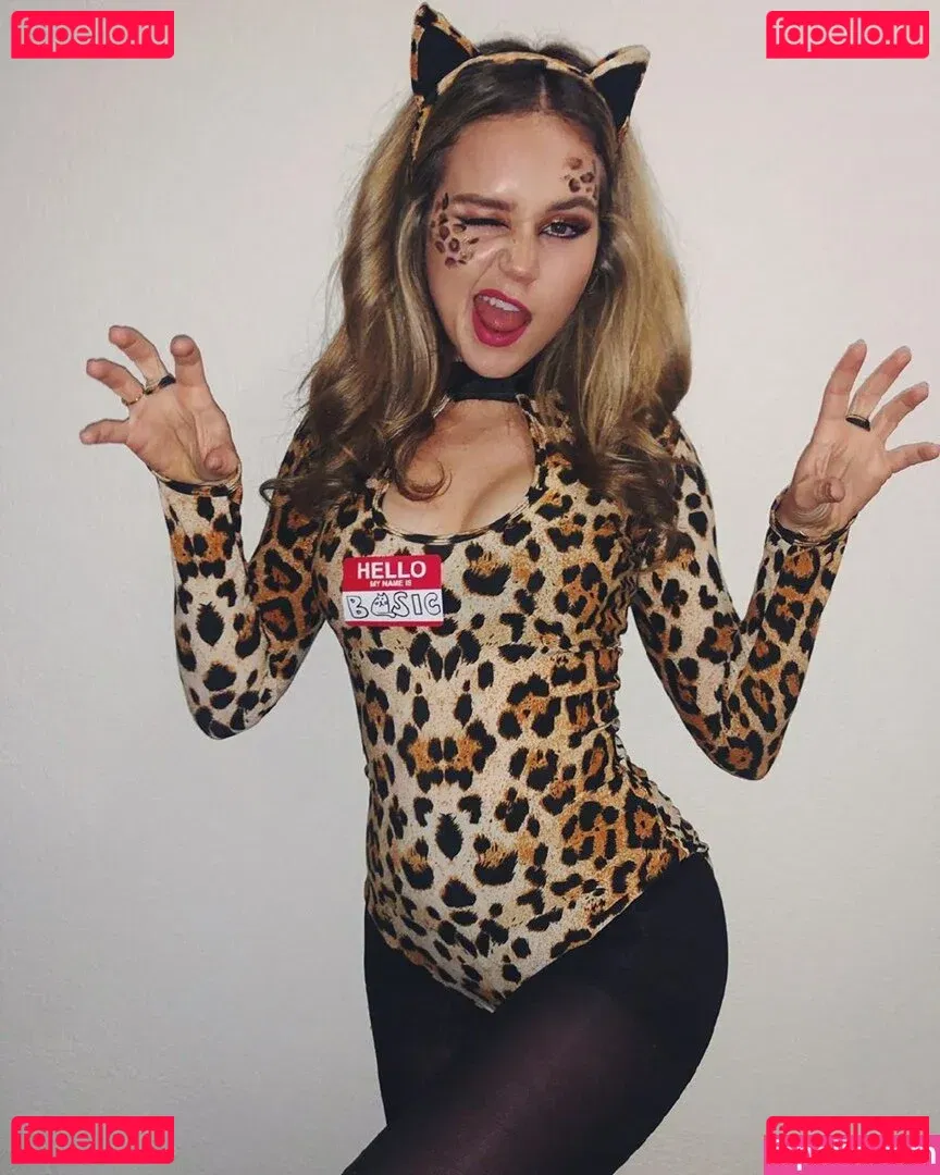 Brec Bassinger Onlyfans Photo Gallery 