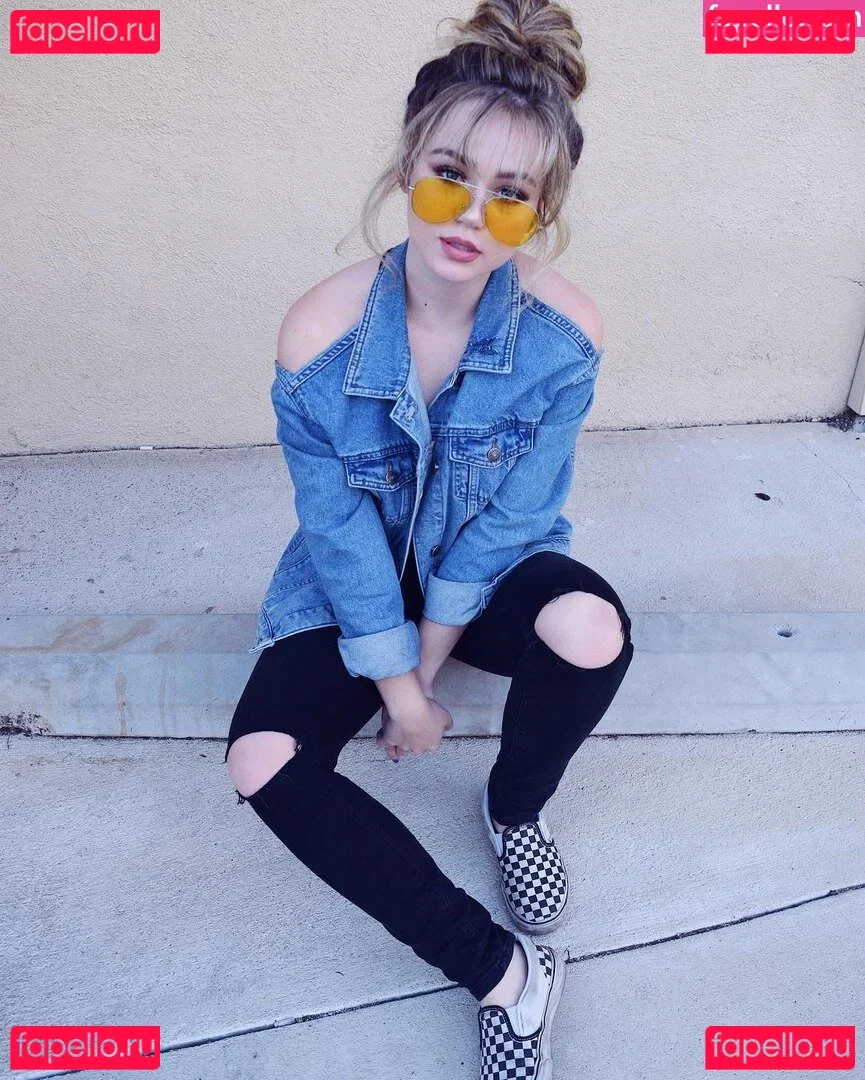 Brec Bassinger Onlyfans Photo Gallery 