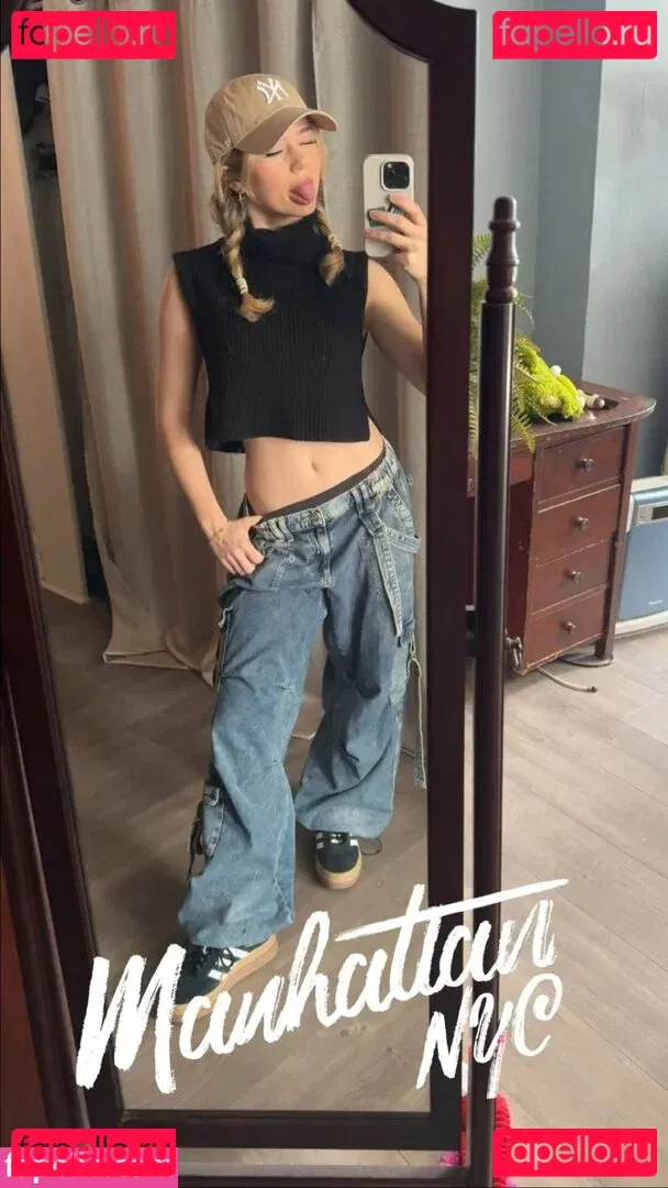 Brec Bassinger Onlyfans Photo Gallery 