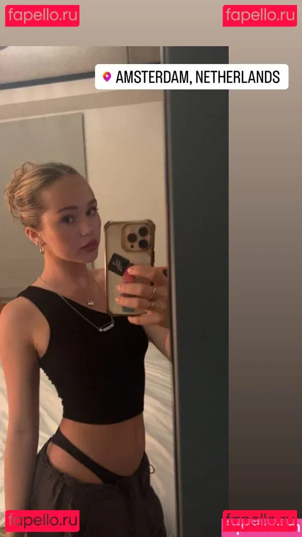 Brec Bassinger Onlyfans Photo Gallery 