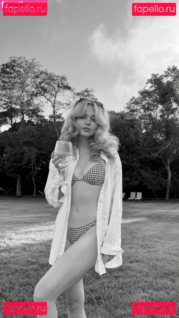 Brec Bassinger Onlyfans Photo Gallery 