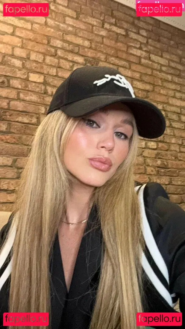 Brec Bassinger Onlyfans Photo Gallery 