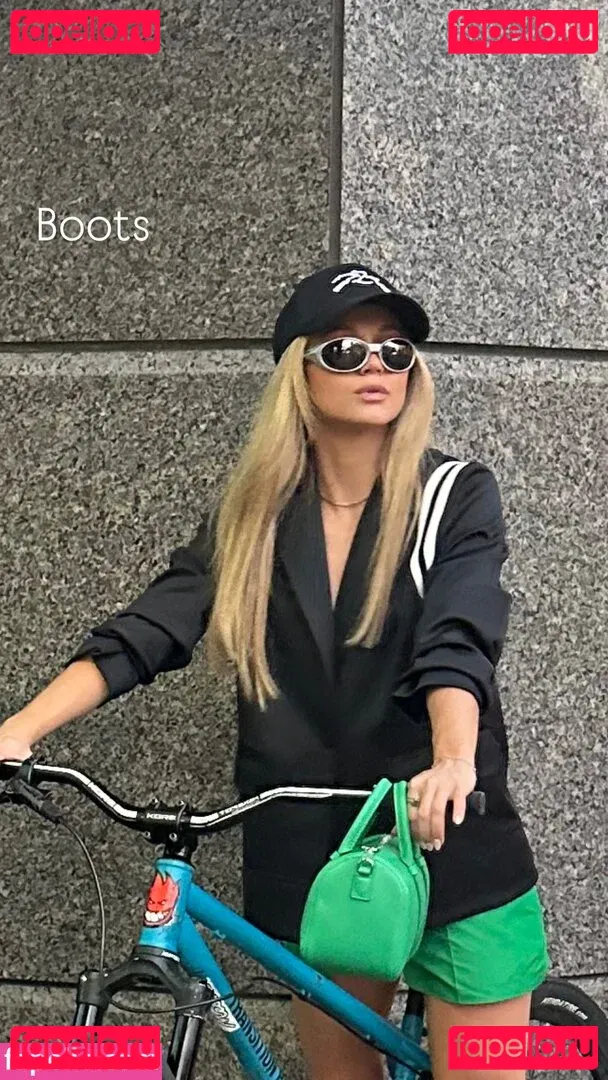 Brec Bassinger Onlyfans Photo Gallery 