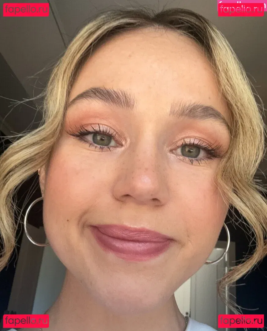 Brec Bassinger Onlyfans Photo Gallery 