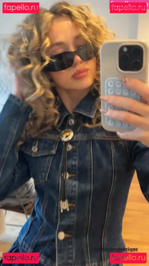 Brec Bassinger Onlyfans Photo Gallery 