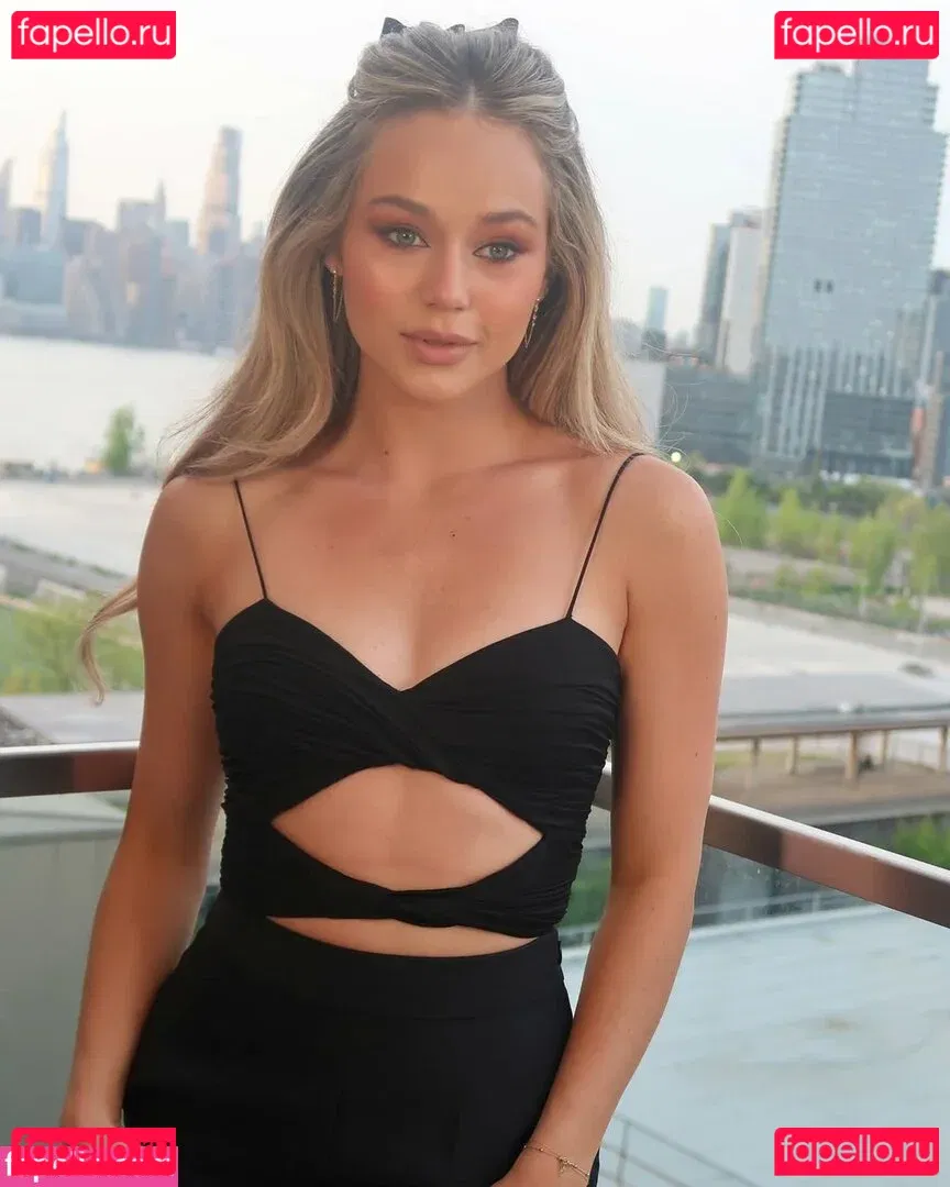 Brec Bassinger Onlyfans Photo Gallery 