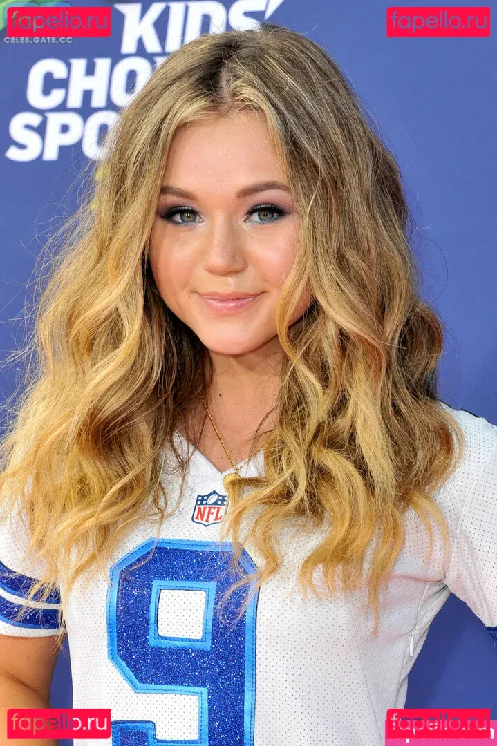 Brec Bassinger Onlyfans Photo Gallery 