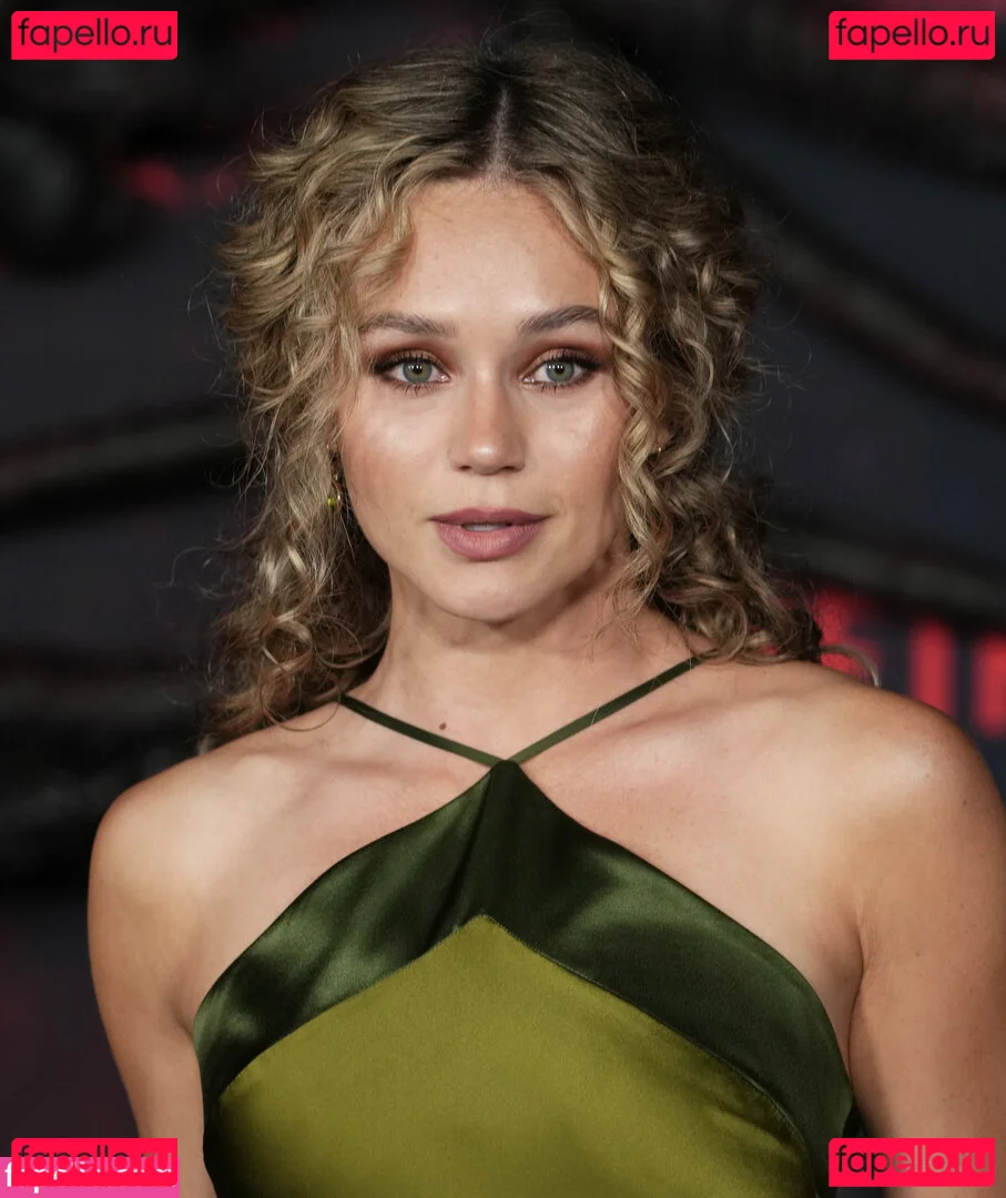 Brec Bassinger Onlyfans Photo Gallery 
