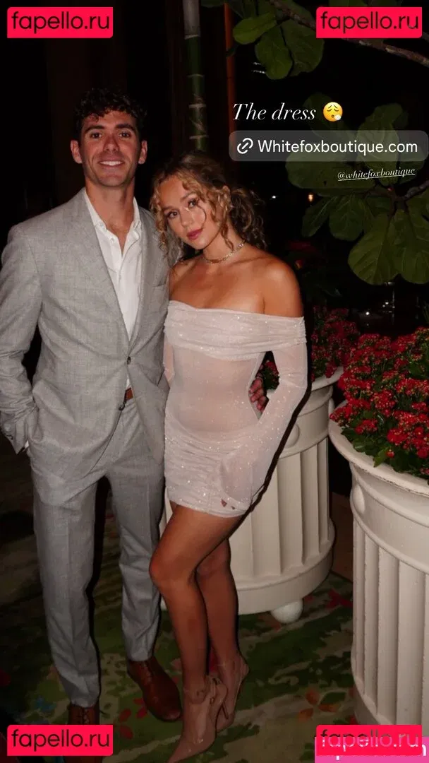 Brec Bassinger Onlyfans Photo Gallery 