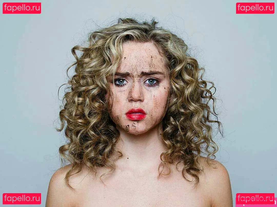 Brec Bassinger Onlyfans Photo Gallery 