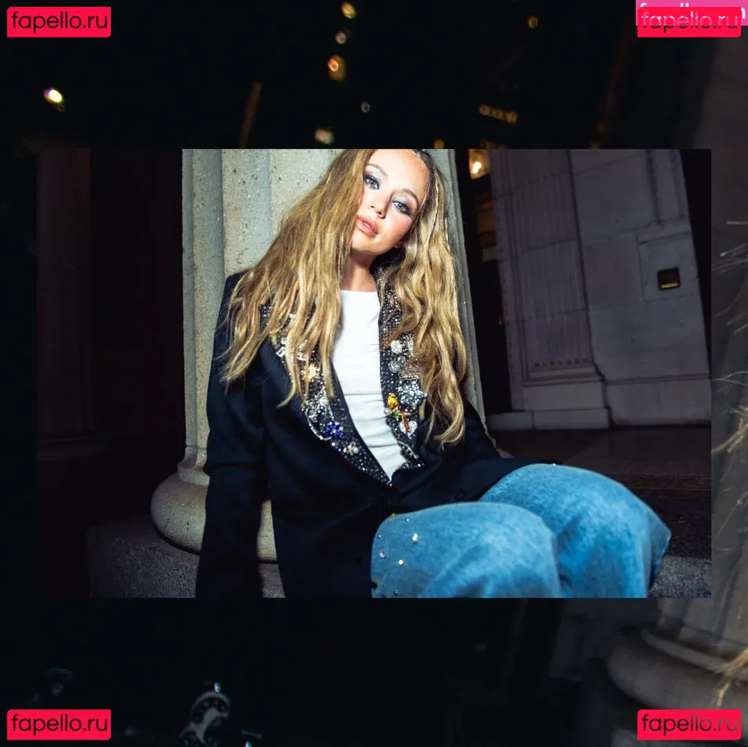 Brec Bassinger Onlyfans Photo Gallery 