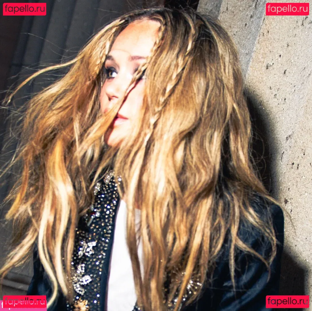 Brec Bassinger Onlyfans Photo Gallery 