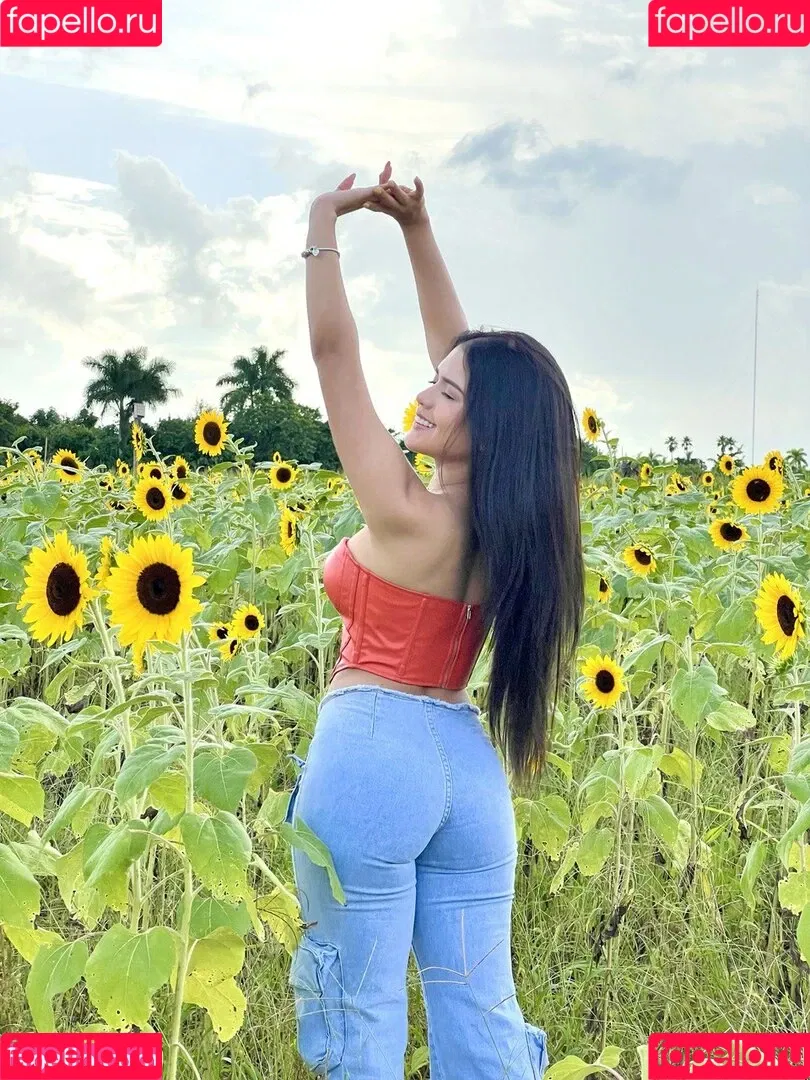 Karina Guerrero Onlyfans Photo Gallery 