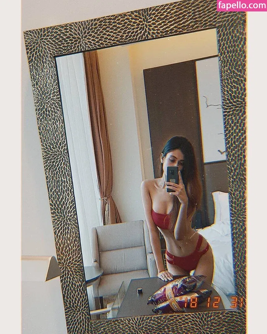 Nidhi Maheshwari Onlyfans Photo Gallery 