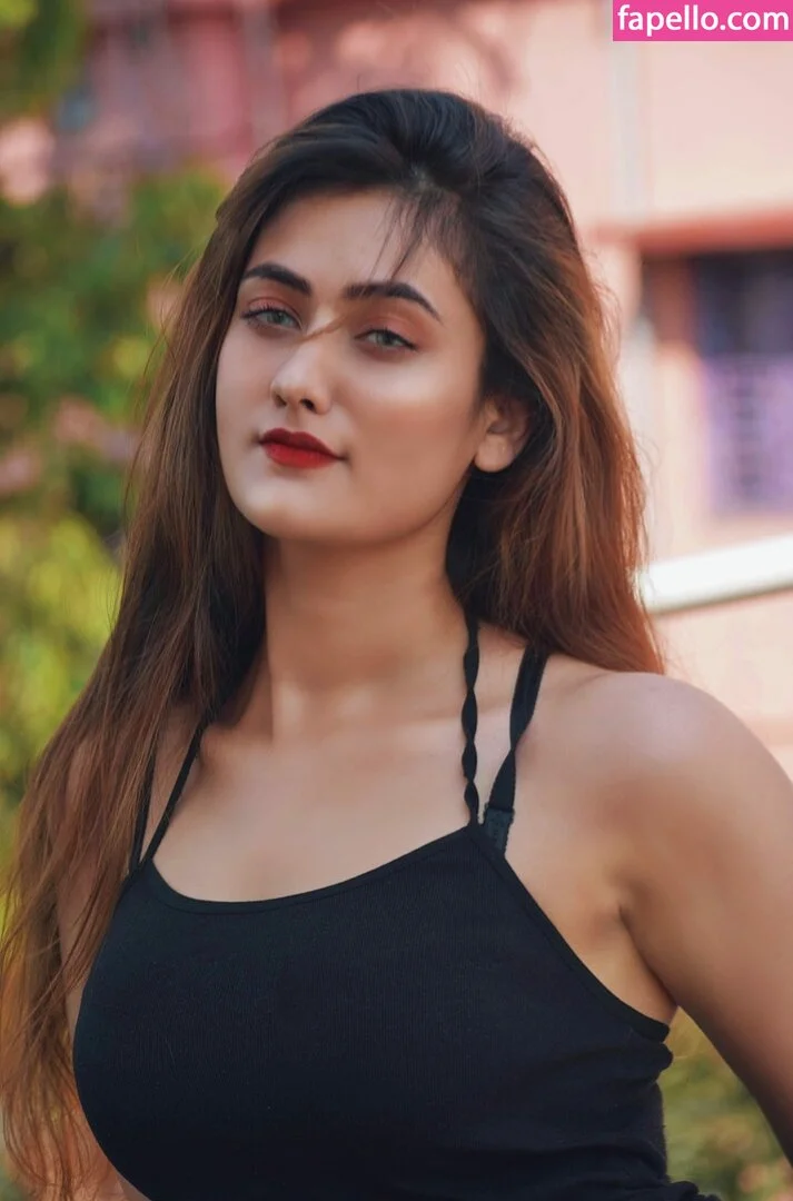 Nidhi Maheshwari Onlyfans Photo Gallery 