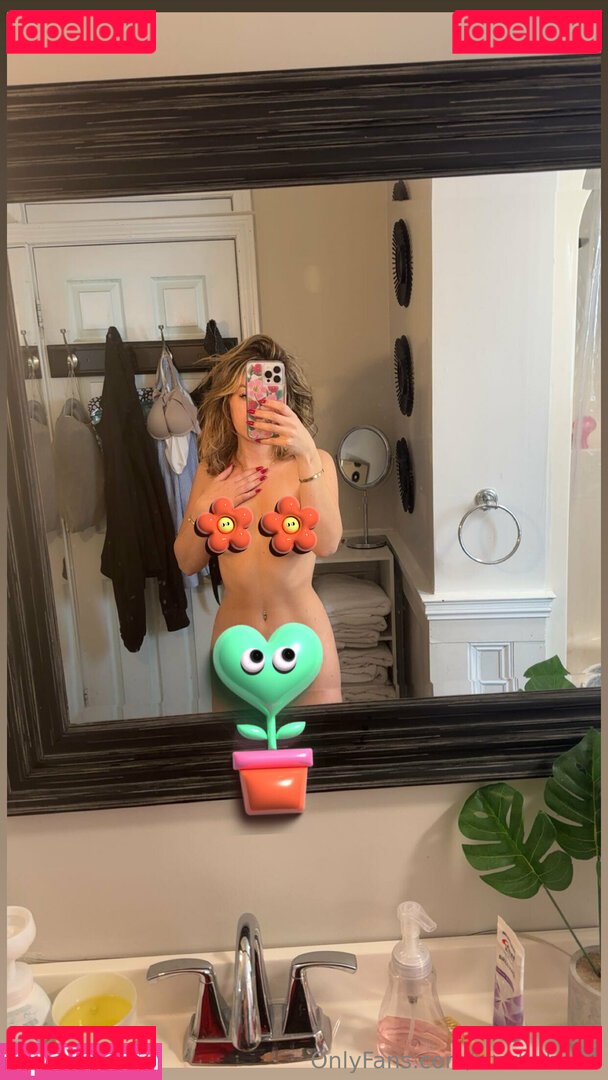 Alexis Simmons Nude Onlyfans Photo 23
