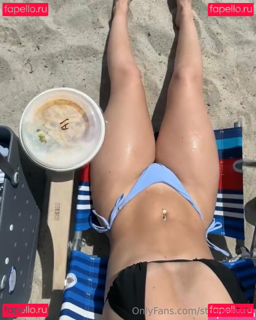 Alexis Simmons Nude Onlyfans Photo 4