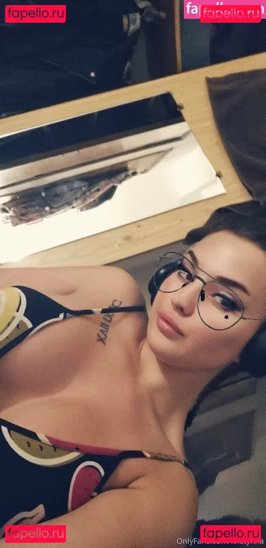 sereniakeer Onlyfans Photo Gallery 