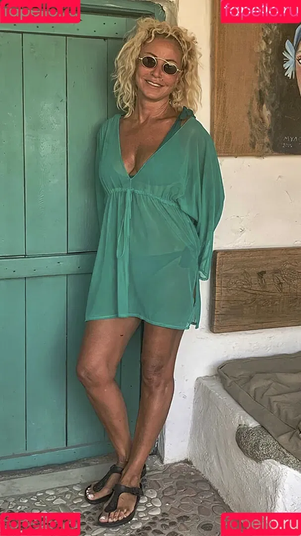 Zümrüt Nural Dorman Onlyfans Photo Gallery 
