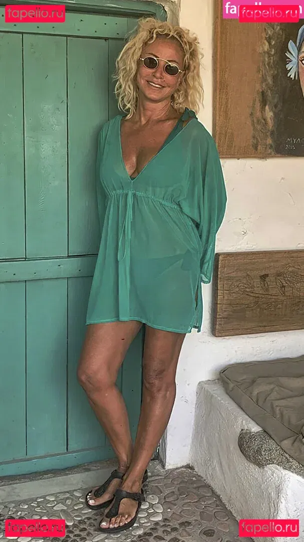 Zümrüt Nural Dorman Onlyfans Photo Gallery 